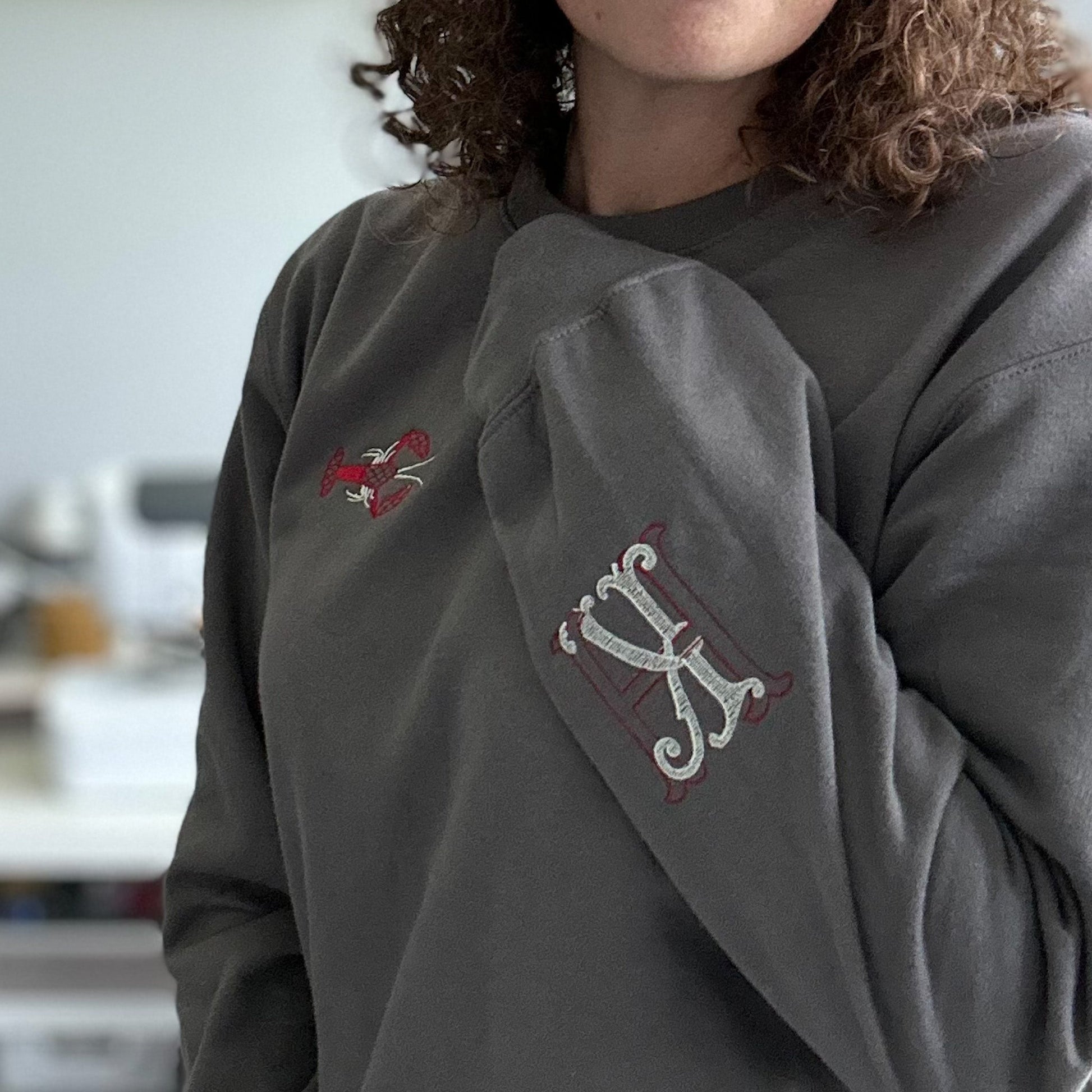 Chic Lobster Sweatshirt - Summertide Stitchery - Summertide Stitchery